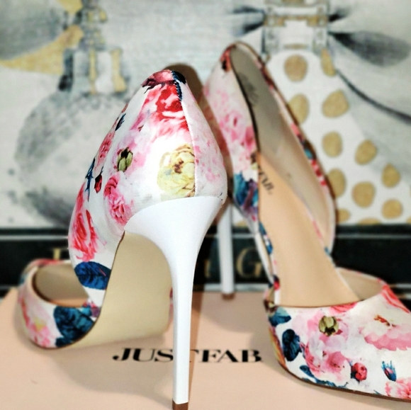 Shoes - Pumps Shoes - Pumps